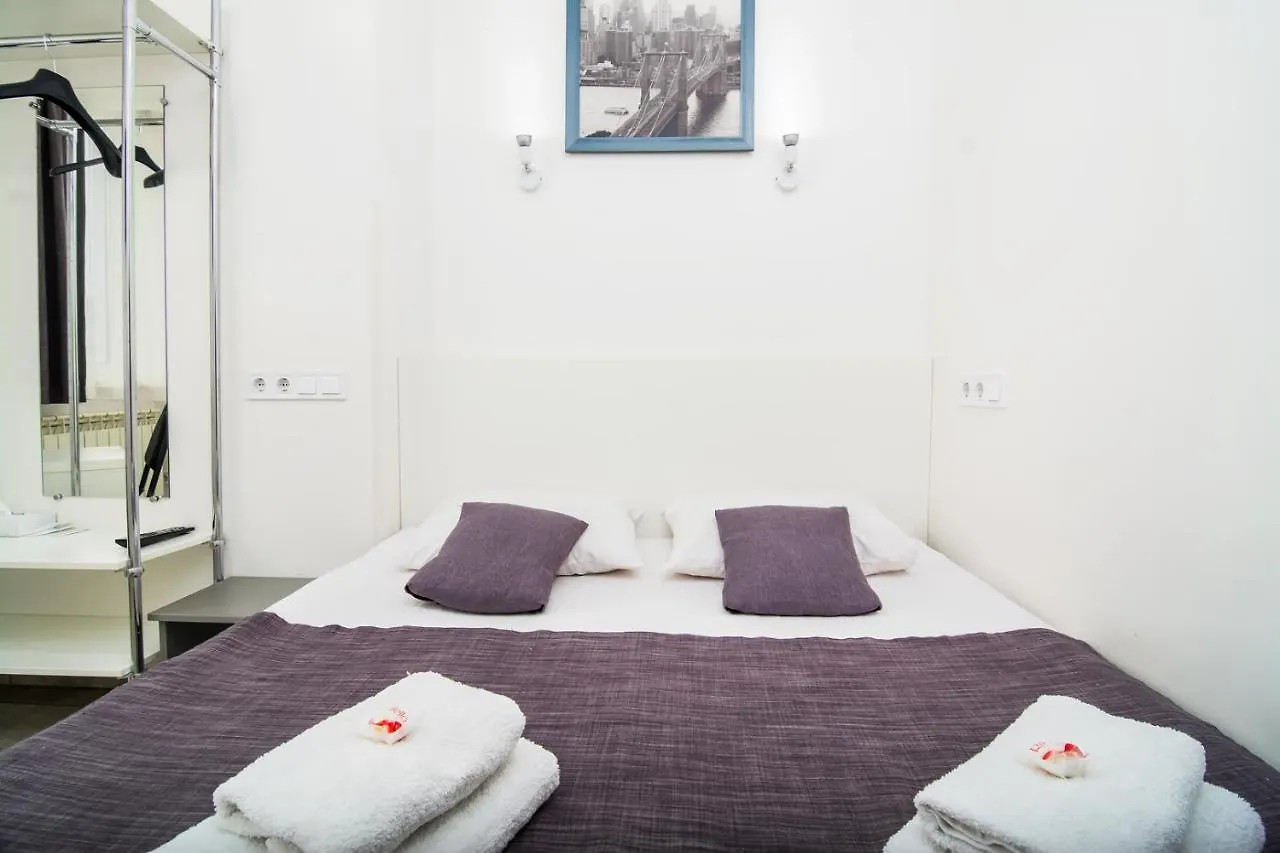 Smart Hotel Rooms Near Metro 24/7 Kiev